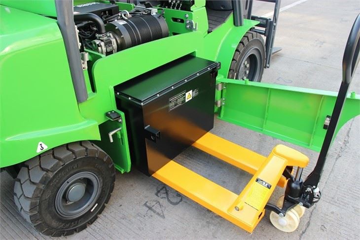4 wheel electric forklift 4 ton  05